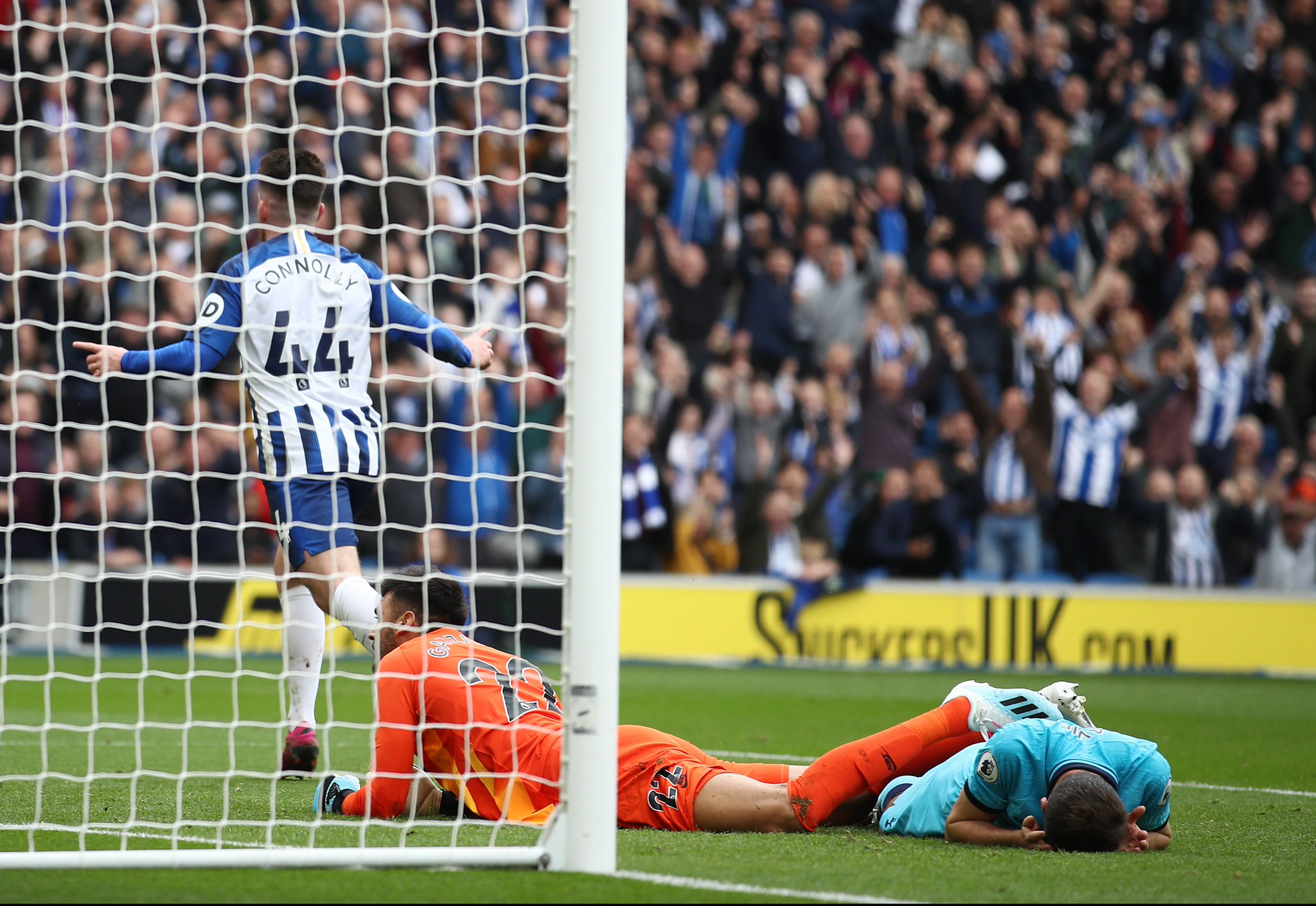 国女排勇夺 国女排勇夺